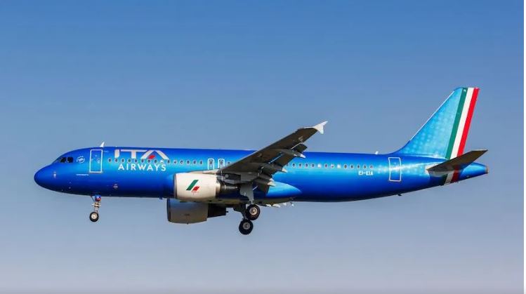 How to Book Alitalia Group Travel Easily?