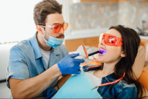 How and Why Professional Teeth Whitening and Composite Fillings Shine
