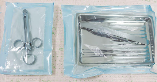 Custom vs Standard Packaging for Medical Devices