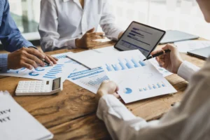 Navigating the Market: Strategic Approaches to Business Funding Solutions