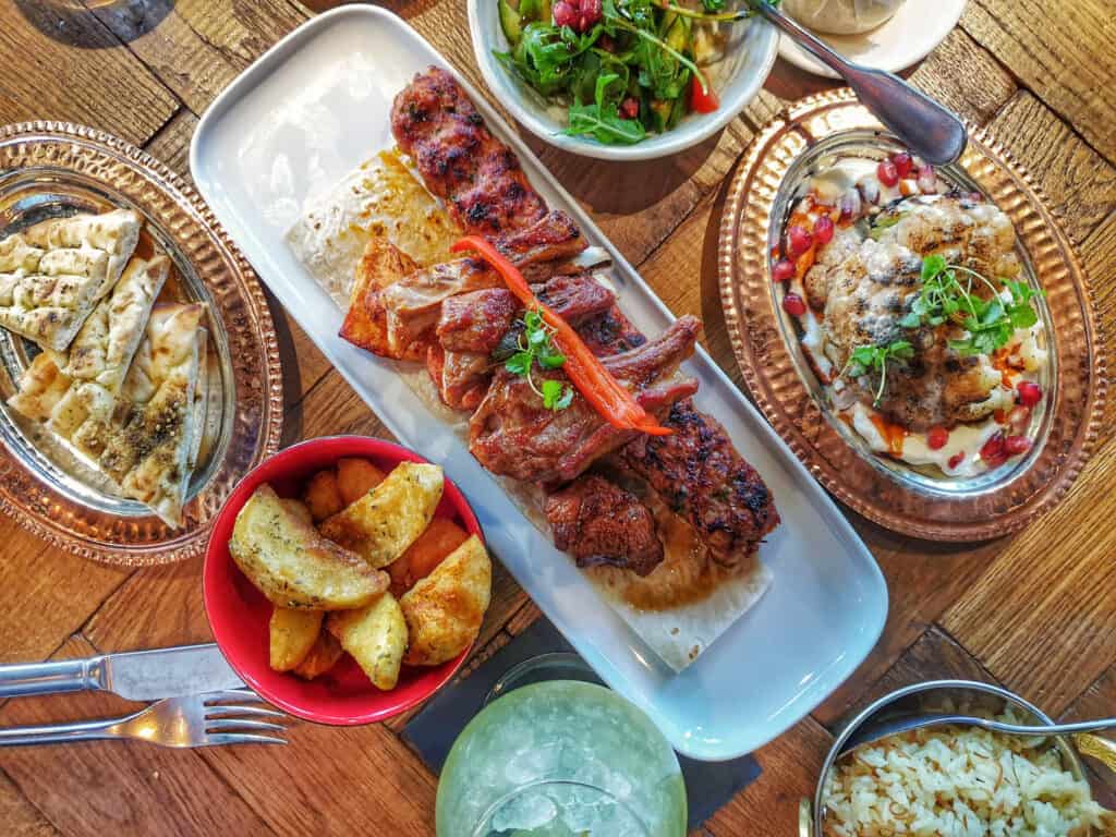 Where Can You Find the Best Halal Restaurant in Windsor, ON?