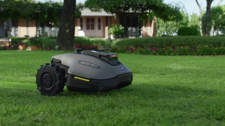 What Are Commercial Robotic Mowers and Their Benefits for Lawn Care?
