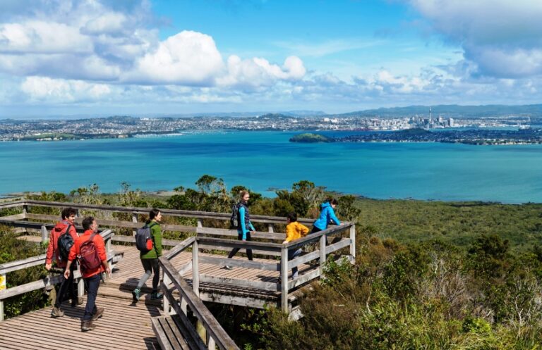 Understanding Tourist Visa Rules for Travel to New Zealand