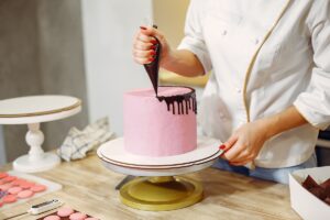 Top Reasons to Choose a Custom Cake for Your Celebration