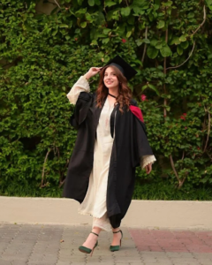 Can Pakistani Outfits Work for a UK Graduation or Prom? Absolutely